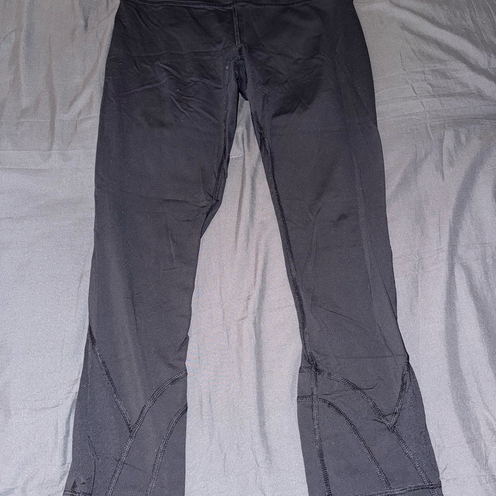 Lululemon Black Cropped Leggings